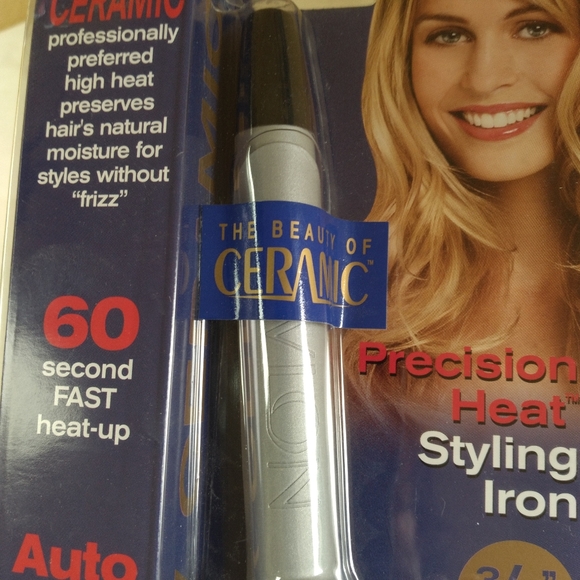 NEW Revlon Digital 3/4" Ceramic Styling Iron - Picture 6 of 15